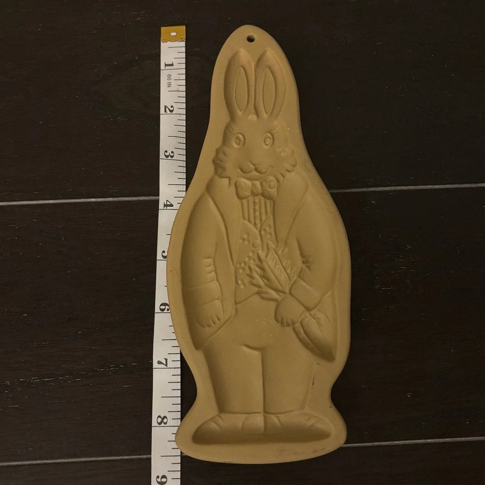 Vintage 1983 Brown Bag Cookie Art Hill Design Rabbit Stoneware Mold | Tan Bunny